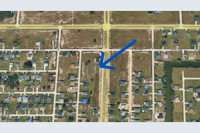 1502 Santa Barbara Blvd N, Cape Coral, FL 33993 - Photo 7