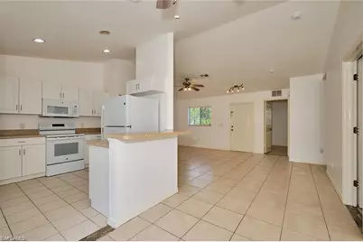 3825/3827 Hollycrest St, Fort Myers, FL 33905 - Photo 21