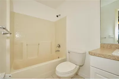 3825/3827 Hollycrest St, Fort Myers, FL 33905 - Photo 15
