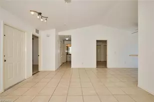 3825/3827 Hollycrest St, Fort Myers, FL 33905 - Photo 23