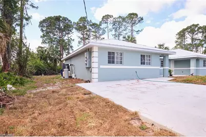 3825/3827 Hollycrest St, Fort Myers, FL 33905 - Photo 7