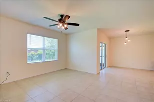919 NE 11th St, Cape Coral, FL 33909 - Photo 11