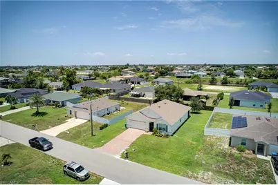 919 NE 11th St, Cape Coral, FL 33909 - Photo 41