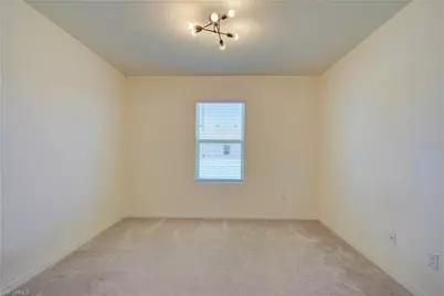 919 NE 11th St, Cape Coral, FL 33909 - Photo 19