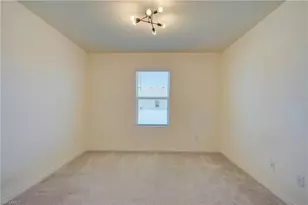 919 NE 11th St, Cape Coral, FL 33909 - Photo 19