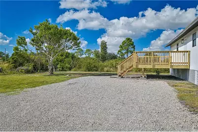 3301 38th St SW, Lehigh Acres, FL 33976 - Photo 23