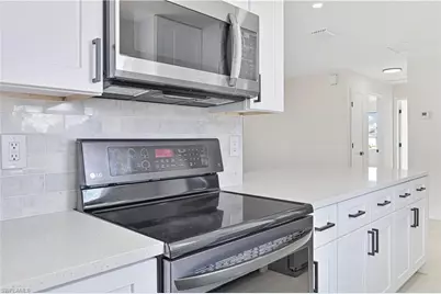 3301 38th St SW, Lehigh Acres, FL 33976 - Photo 13