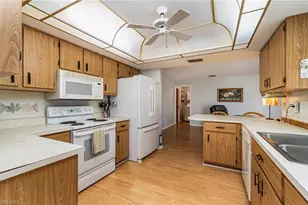 1725 SE 11th Terrace, Cape Coral, FL 33990 - Photo 9