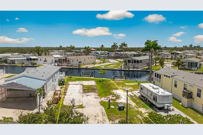 8 Galleon Way, Fort Myers Beach, FL 33931 - Photo 3