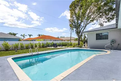 1424 SW 49th St, Cape Coral, FL 33914 - Photo 29