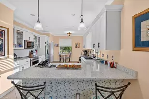 3652 Treasure Cove Cir, Naples, FL 34114 - Photo 7