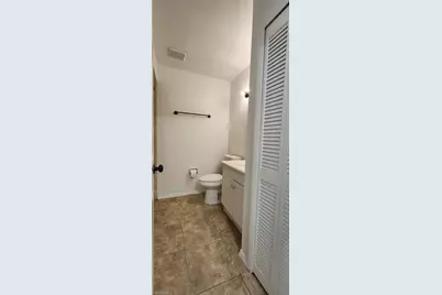 3417 SW Santa Barbara Pl #108, Cape Coral, FL 33914 - Photo 9