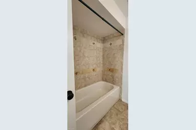 3417 SW Santa Barbara Pl #108, Cape Coral, FL 33914 - Photo 5