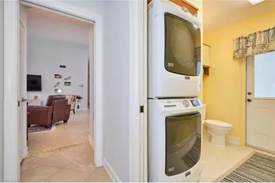 15440 Kilmarnock Dr, Fort Myers, FL 33912 - Photo 35