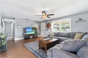 19368 Coraltree Ct, Lehigh Acres, FL 33936 - Photo 5