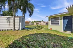 19368 Coraltree Ct, Lehigh Acres, FL 33936 - Photo 33