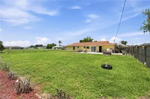 2303 NE 23rd Ave, Cape Coral, FL 33909 - Photo 23