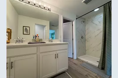 330 SW 23rd Ter, Cape Coral, FL 33991 - Photo 23