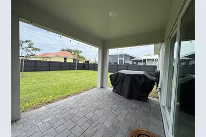 330 SW 23rd Ter, Cape Coral, FL 33991 - Photo 33