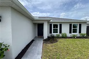 330 SW 23rd Terrace, Cape Coral, FL 33991 - Photo 5