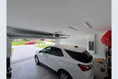 330 SW 23rd Ter, Cape Coral, FL 33991 - Photo 31