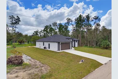 1318 Roosevelt Ave, Lehigh Acres, FL 33972 - Photo 3