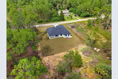 1318 Roosevelt Ave, Lehigh Acres, FL 33972 - Photo 7