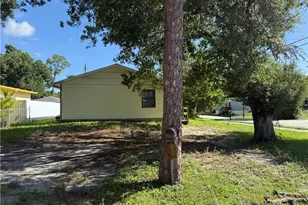 406 San Diego St, North Fort Myers, FL 33903 - Photo 13