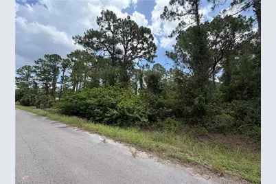 1504 Dixie Ave, Lehigh Acres, FL 33972 - Photo 7
