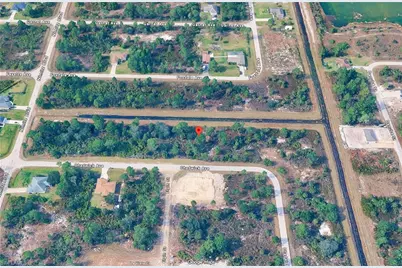 966 Chadwick St, Lehigh Acres, FL 33974 - Photo 5