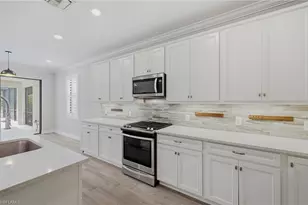 16277 Borelle Cir, Naples, FL 34110 - Photo 15
