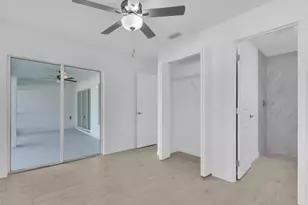 918 NE 12th St, Cape Coral, FL 33909 - Photo 9