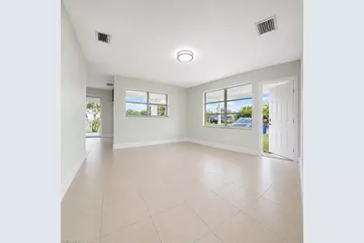 3982 Wheaton Ct, Fort Myers, FL 33905 - Photo 3