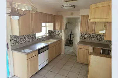 6683 E Tropicana Dr, Fort Myers, FL 33919 - Photo 3