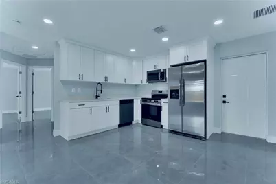 2801 42nd St W, Lehigh Acres, FL 33971 - Photo 5