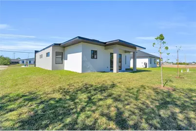 1021 Chiquita Blvd N, Cape Coral, FL 33993 - Photo 35