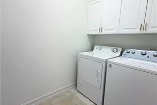 7060 San Lorenzo Ct, Fort Myers, FL 33966 - Photo 31