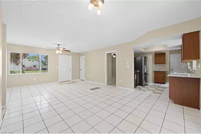 8121 Winged Foot Dr, Fort Myers, FL 33967 - Photo 7