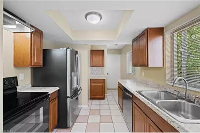 8121 Winged Foot Dr, Fort Myers, FL 33967 - Photo 9
