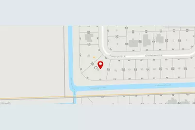608 Chemstrand St E, Lehigh Acres, FL 33974 - Photo 3