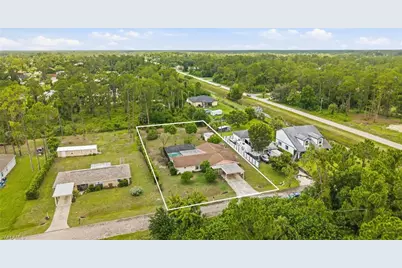 721 Canton Ave, Lehigh Acres, FL 33972 - Photo 23