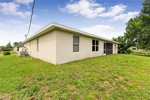 2909 38th St SW, Lehigh Acres, FL 33976 - Photo 5