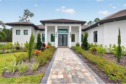 453 25th St SW, Naples, FL 34117 - Photo 3
