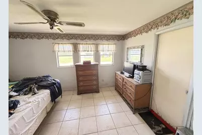 1510 SE 42nd St, Cape Coral, FL 33904 - Photo 5