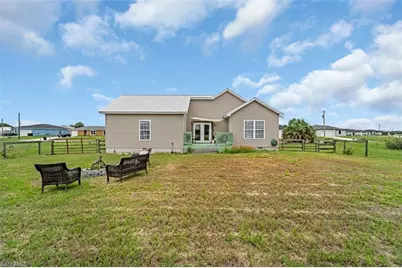 1177 Jay Ter, Labelle, FL 33935 - Photo 15