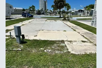 19681 Summerlin Rd D-57, Fort Myers, FL 33908 - Photo 5