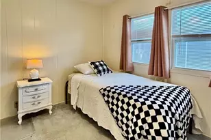 518 Pine Tree Ct, North Fort Myers, FL 33917 - Photo 21