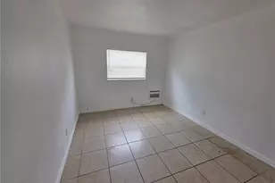 2452 Stella St, Fort Myers, FL 33901 - Photo 3