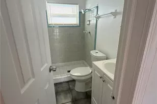 3049 2nd St, Fort Myers, FL 33916 - Photo 7