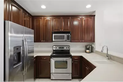 10088 Pacific Pines Ave, Fort Myers, FL 33966 - Photo 5
